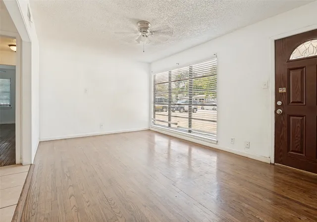 Photo 2 of Single family home for sale at 11515 Abston Ln, Dallas, TX 75218 | MLS# 21338101 | Listing updated on 2026-07-22