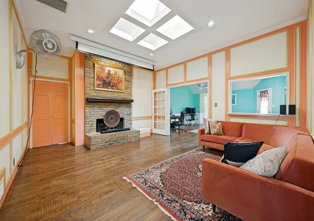 Photo 4 of Single family home for sale at 755 Red River Trl, Irving, TX 75063 | MLS# 21336966 | Listing updated on 2026-08-27