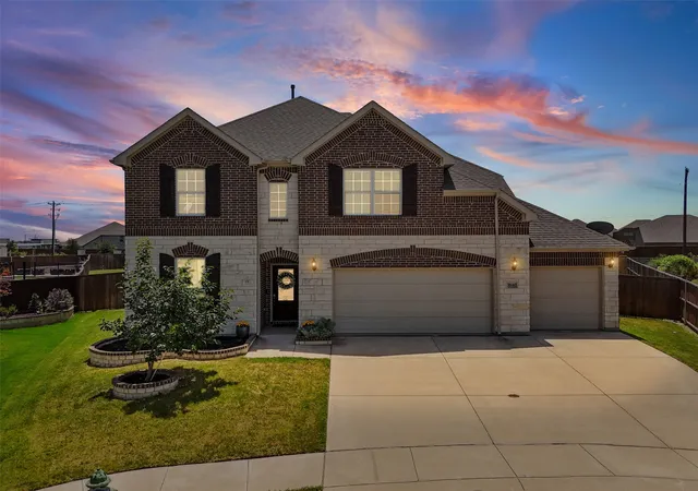 Photo 3 of Single family home for sale at 1640 Millican Ln, Aubrey, TX 76227 | MLS# 21336690 | Listing updated on 2026-09-30