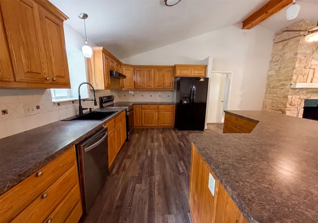 Photo 3 of Single family home for sale at 205 Private Road 6980, Alba, TX 75410 | MLS# 21333823 | Listing updated on 2026-10-01