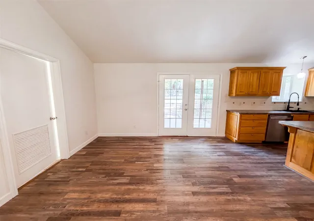 Photo 3 of Single family home for sale at 205 Private Road 6980, Alba, TX 75410 | MLS# 21333823 | Listing updated on 2026-10-01