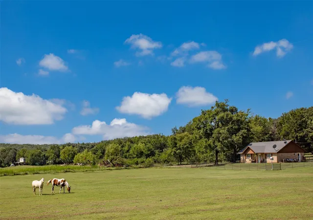 Photo 1 of Single family home for sale at 671 County Road 163, Gainesville, TX 76240 | MLS# 21338182 | Listing updated on 2026-09-03