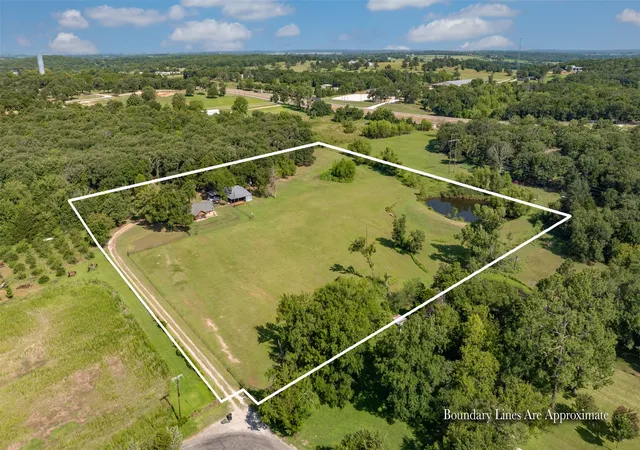 Photo 3 of Single family home for sale at 671 County Road 163, Gainesville, TX 76240 | MLS# 21338182 | Listing updated on 2026-09-03