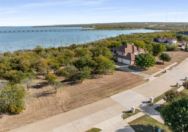 Photo 3 of Land for sale at 1123 Mallard Pointe Dr, Cedar Hill, TX 75104 | MLS# 21338169 | Listing updated on 2026-07-22