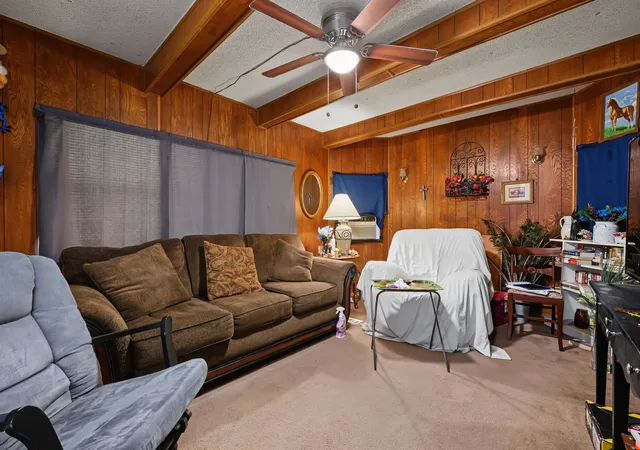 Photo 3 of Sale Pending at 4316 Cottonwood Ct, Granbury, TX 76049 | MLS# 21338199 | Listing updated on 2026-08-28