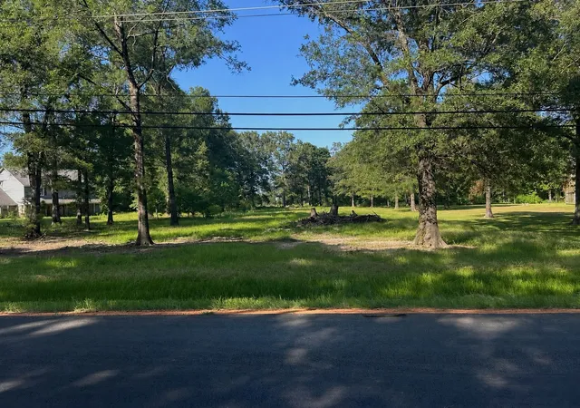 Photo 1 of Land for sale at 5252 Linton Cutoff Rd, Benton, LA 71006 | MLS# 21337435 | Listing updated on 2026-07-22