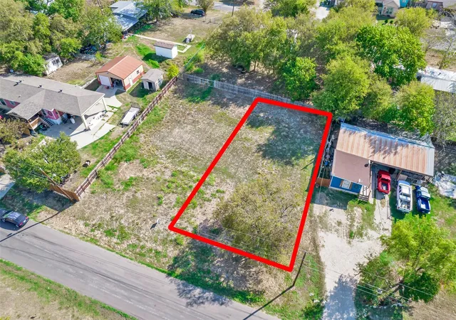 Photo 2 of Land for sale at 195 Nicole Dr, Rockwall, TX 75032 | MLS# 21337076 | Listing updated on 2026-07-22
