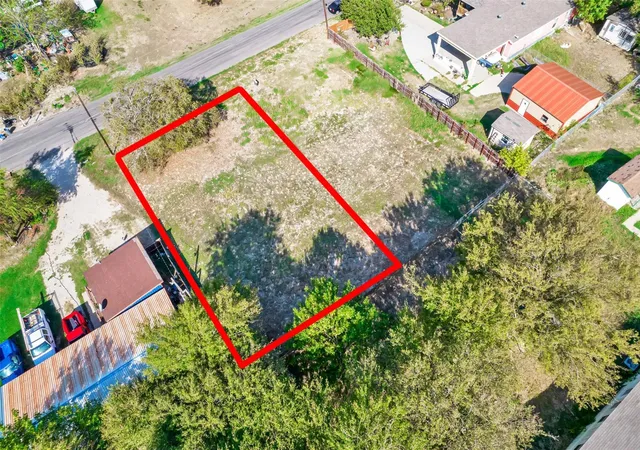 Photo 3 of Land for sale at 195 Nicole Dr, Rockwall, TX 75032 | MLS# 21337076 | Listing updated on 2026-07-22