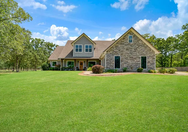 Photo 1 of Single family home for sale at 12234 Farm Road 195, Paris, TX 75462 | MLS# 21338098 | Listing updated on 2026-07-24