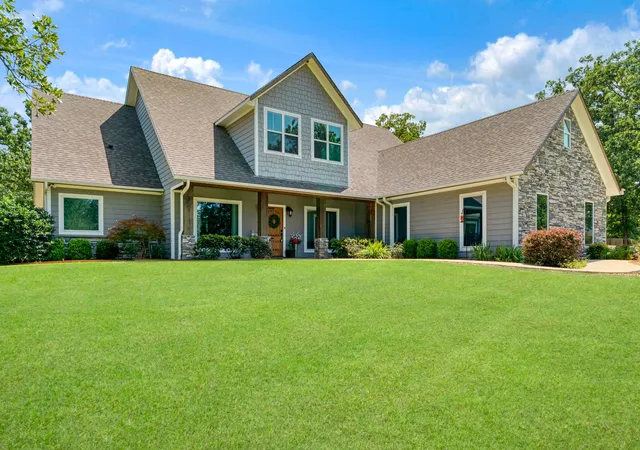 Photo 2 of Single family home for sale at 12234 Farm Road 195, Paris, TX 75462 | MLS# 21338098 | Listing updated on 2026-07-24