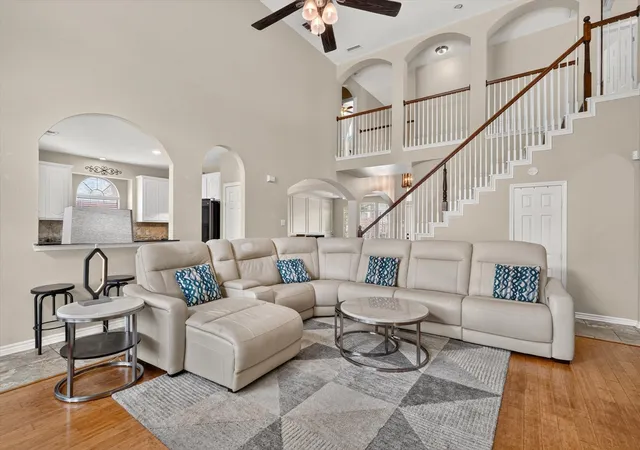 Photo 2 of Sale Pending at 5425 Rolling Meadows Dr, Fort Worth, TX 76123 | MLS# 21333078 | Listing updated on 2026-08-28