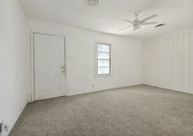 Photo 2 of Single family home for sale at 661 W Millett Dr, Dallas, TX 75232 | MLS# 21337995 | Listing updated on 2026-08-18