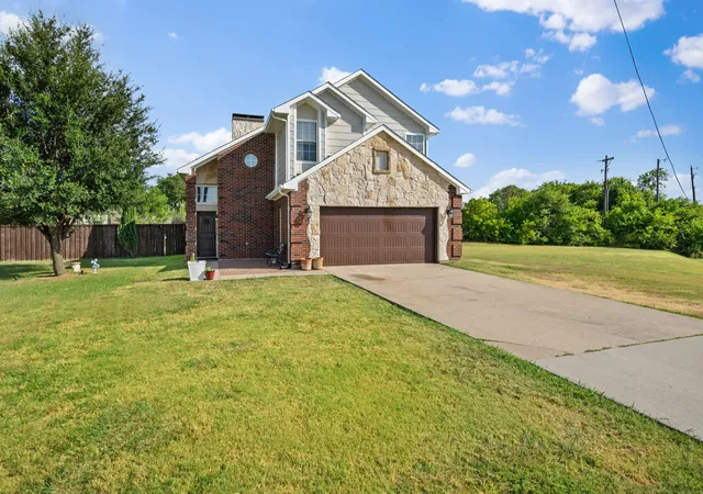 Photo 3 of Single family home for sale at 4514 Haven Hill Dr, The Colony, TX 75056 | MLS# 21334972 | Listing updated on 2026-08-28
