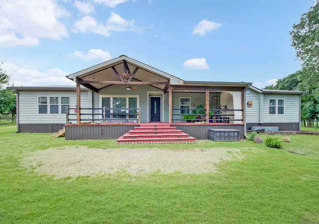 Photo 2 of Manufactured home for sale at 923 County Road 2415, Honey Grove, TX 75446 | MLS# 21338215 | Listing updated on 2026-07-27