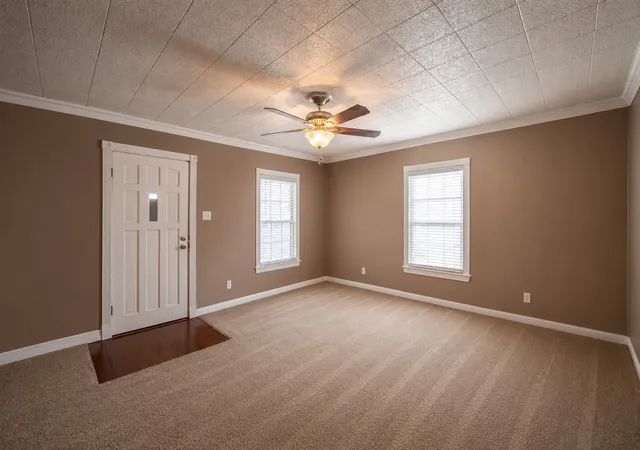Photo 3 of Single family home for sale at 909 N Main St, Ector, TX 75439 | MLS# 21338136 | Listing updated on 2026-09-16
