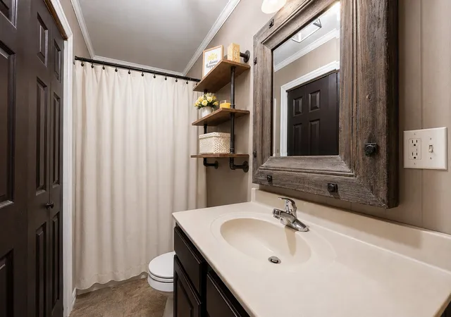 Photo 4 of Single family home for sale at 909 N Main St, Ector, TX 75439 | MLS# 21338136 | Listing updated on 2026-09-16