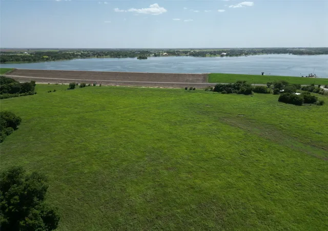 Photo 2 of Land for sale at 3627 Howard Rd, Waxahachie, TX 75165 | MLS# 21338525 | Listing updated on 2026-07-22