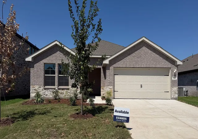 Photo 2 of Single family home for sale at 625 Dunhill Rd, Nevada, TX 75173 | MLS# 21338581 | Listing updated on 2026-10-02