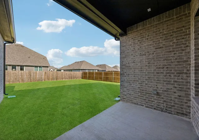Photo 29 of Single family home for sale at 432 Daybreak Dr, Waxahachie, TX 75167 | MLS# 21338611 | Listing updated on 2026-10-07