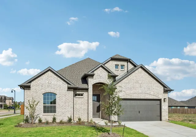 Photo 2 of Single family home for sale at 432 Daybreak Dr, Waxahachie, TX 75167 | MLS# 21338611 | Listing updated on 2026-10-07