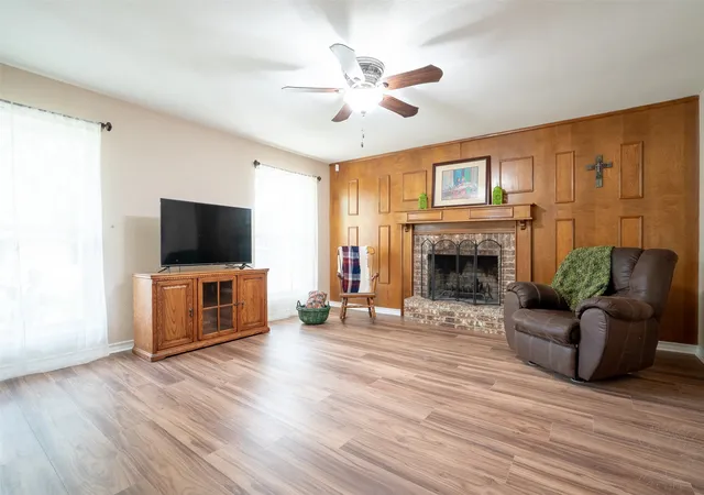 Photo 3 of Single family home for sale at 1479 Lockwood St, Stephenville, TX 76401 | MLS# 21336135 | Listing updated on 2026-07-23