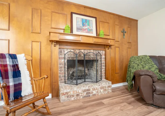 Photo 4 of Single family home for sale at 1479 Lockwood St, Stephenville, TX 76401 | MLS# 21336135 | Listing updated on 2026-07-23
