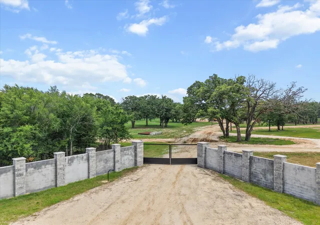 Photo 1 of Land for sale at 508 Acres Lcr 800, Groesbeck, TX 76642 | MLS# 21320920 | Listing updated on 2026-07-23