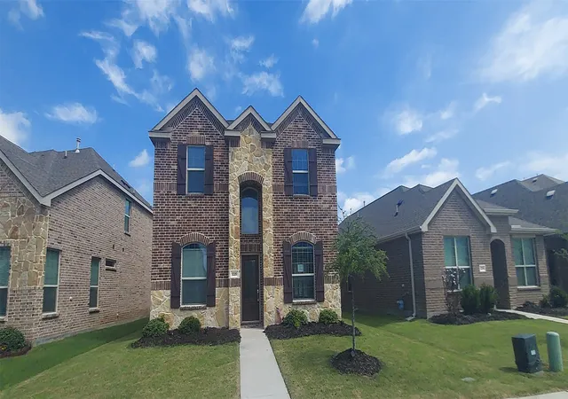 Photo 1 of Single family home for sale at 1225 Milfoil Dr, Justin, TX 76247 | MLS# 21336585 | Listing updated on 2026-09-28