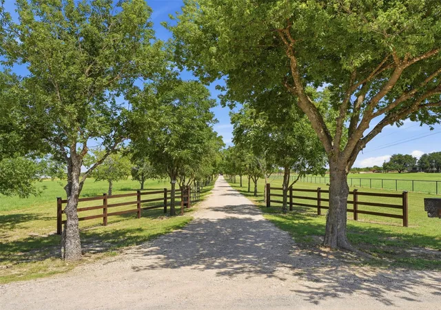 Photo 1 of Single family home for sale at 1521 County Road 1107b, Cleburne, TX 76031 | MLS# 21338805 | Listing updated on 2026-07-27