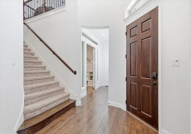 Photo 3 of Single family home for sale at 6604 Elderberry Wy, Argyle, TX 76226 | MLS# 21338648 | Listing updated on 2026-08-24