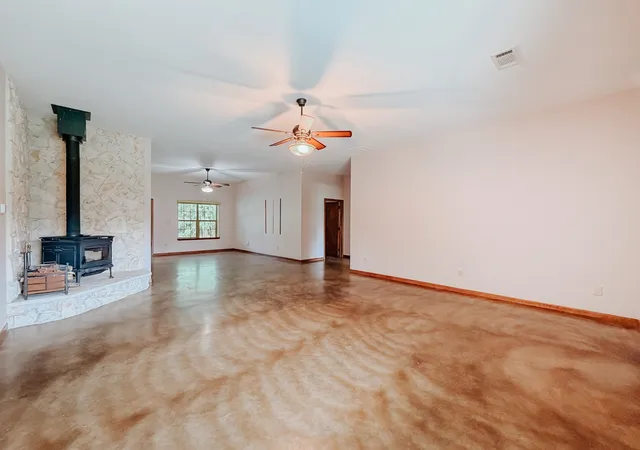 Photo 3 of House for sale at 9982 County Road 4200, Kerens, TX 75144 | MLS# 21338721 | Listing updated on 2026-07-23