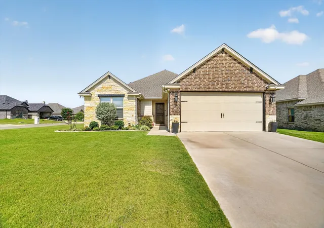 Photo 1 of Single family home for sale at 108 Meritt St, Godley, TX 76044 | MLS# 21330150 | Listing updated on 2026-08-27