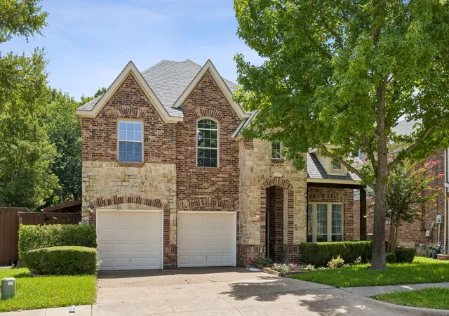 Photo 2 of Single family home for sale at 708 Brookwater Dr, Mc Kinney, TX 75071 | MLS# 21336222 | Listing updated on 2026-08-25