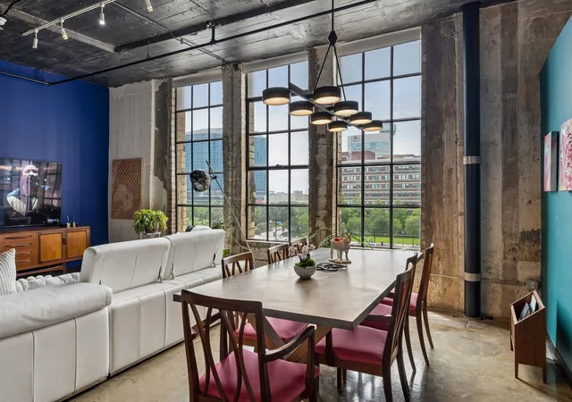Photo 3 of Condo for sale at 1122 Jackson St #413, Dallas, TX 75202 | MLS# 21332278 | Listing updated on 2026-07-24