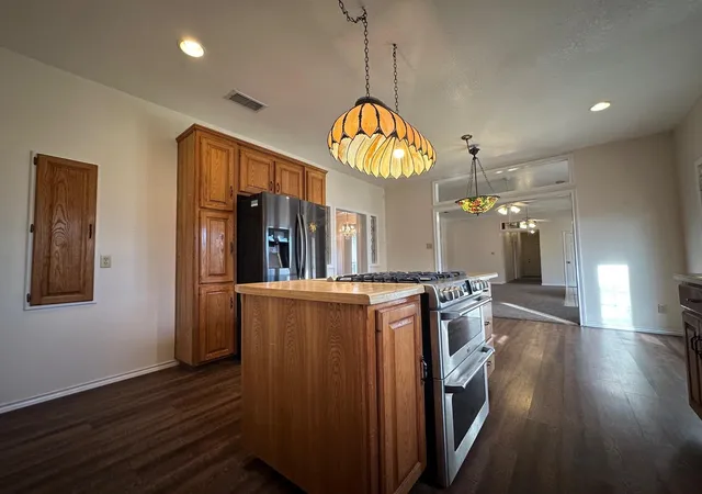 Photo 2 of Single family home for sale at 8099 W Interstate Hwy 30, Cumby, TX 75433 | MLS# 21338895 | Listing updated on 2026-07-23