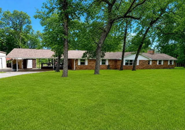 Single family home for sale at 7761 Fm 2494, Athens, TX 75751 | MLS# 21334944