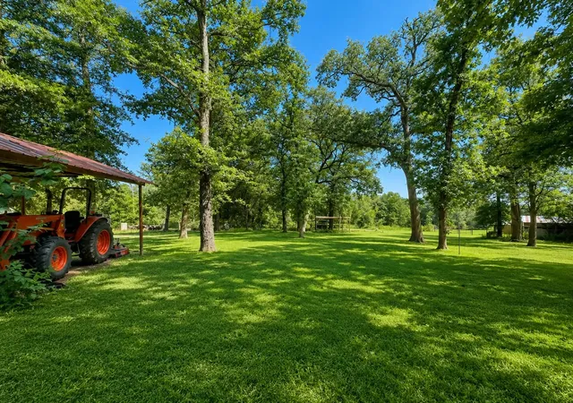 Photo 3 of Single family home for sale at 7761 Fm 2494, Athens, TX 75751 | MLS# 21334944 | Listing updated on 2026-07-23