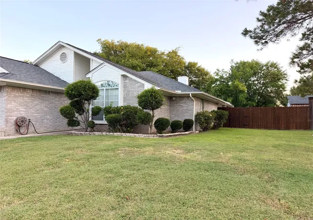 Photo 2 of Single family home for sale at 2530 Stresa Ln, Grand Prairie, TX 75052 | MLS# 21338965 | Listing updated on 2026-08-26