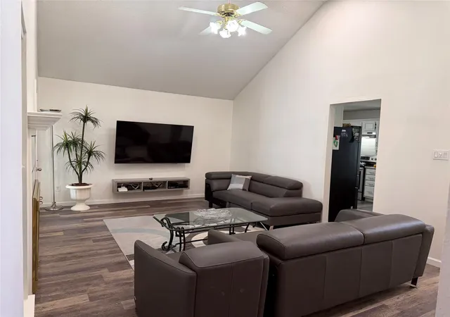Photo 4 of Single family home for sale at 2530 Stresa Ln, Grand Prairie, TX 75052 | MLS# 21338965 | Listing updated on 2026-08-26