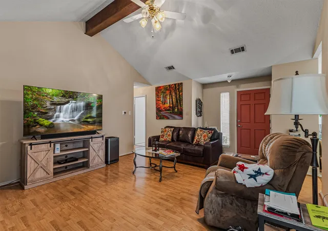 Photo 3 of Sale Pending at 1409 Osage Trl, Mesquite, TX 75149 | MLS# 21328313 | Listing updated on 2026-08-21