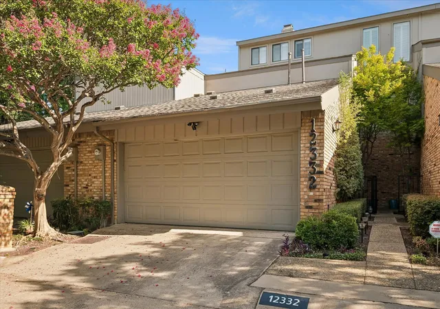Photo 22 of Townhouse for sale at 12332 Montego Plz, Dallas, TX 75230 | MLS# 21336004 | Listing updated on 2026-08-13