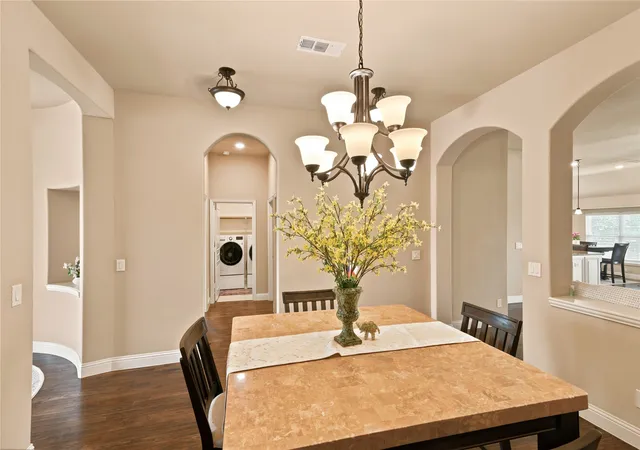 Photo 4 of Single family home for sale at 1501 Sherwood Dr, Anna, TX 75409 | MLS# 21338999 | Listing updated on 2026-10-06