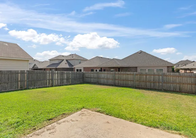 Photo 27 of Single family home for sale at 12129 Walden Wood Dr, Fort Worth, TX 76244 | MLS# 21336753 | Listing updated on 2026-08-21