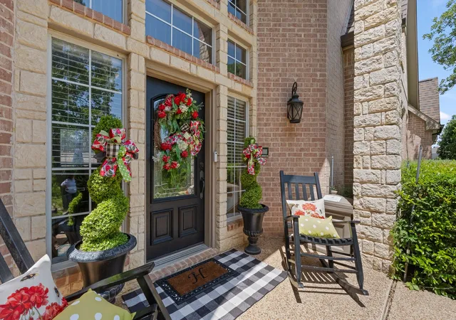 Photo 3 of Single family home for sale at 2829 Donnybrook Dr, Burleson, TX 76028 | MLS# 21337249 | Listing updated on 2026-08-30