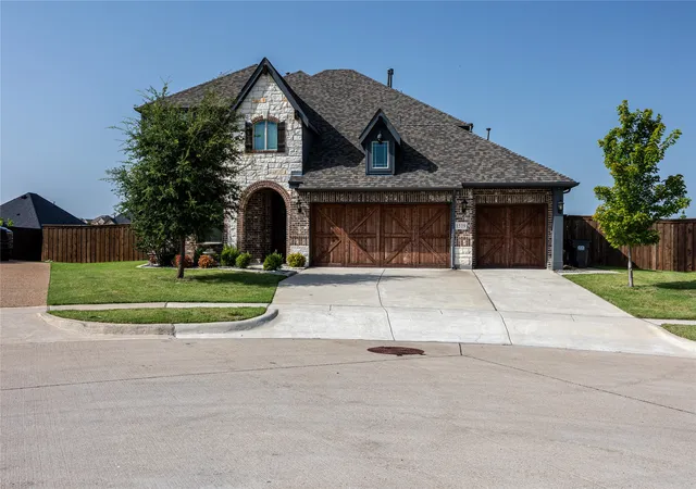Photo 1 of Single family home for sale at 1519 Pisa Ct, Rockwall, TX 75032 | MLS# 21338681 | Listing updated on 2026-09-05