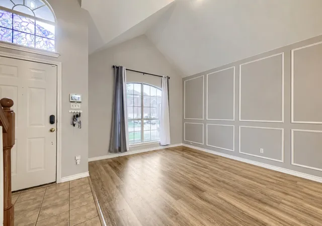 Photo 3 of Single family home for sale at 5016 Coral Creek Dr, Fort Worth, TX 76135 | MLS# 21338366 | Listing updated on 2026-08-24
