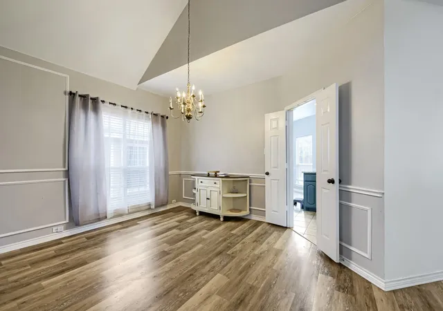 Photo 4 of Single family home for sale at 5016 Coral Creek Dr, Fort Worth, TX 76135 | MLS# 21338366 | Listing updated on 2026-08-24