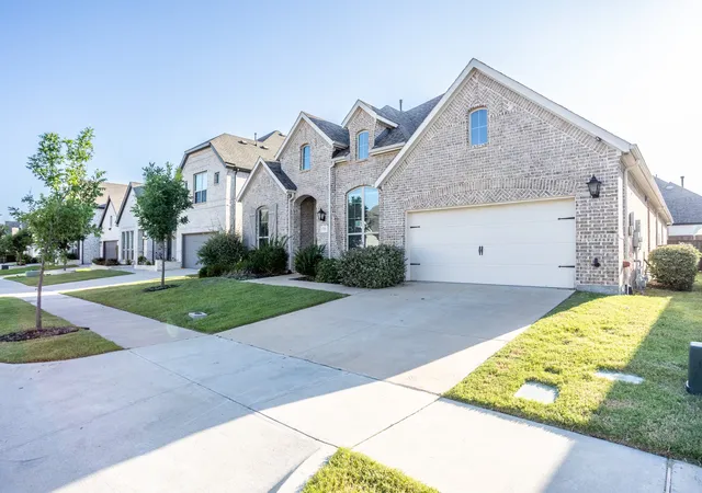Photo 2 of Sale Pending at 3521 Abingdon Ave, Melissa, TX 75454 | MLS# 21339071 | Listing updated on 2026-08-11