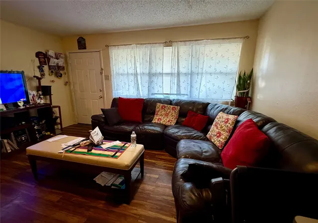 Photo 2 of Single family home for sale at 2329 Clover Ridge Dr, Dallas, TX 75216 | MLS# 21336872 | Listing updated on 2026-08-03