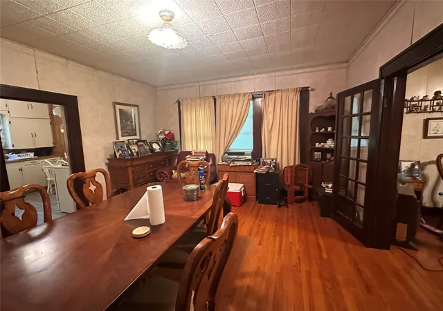 Photo 4 of Sale Pending at 136 N Kollman Rd, Mexia, TX 76667 | MLS# 21339114 | Listing updated on 2026-09-25